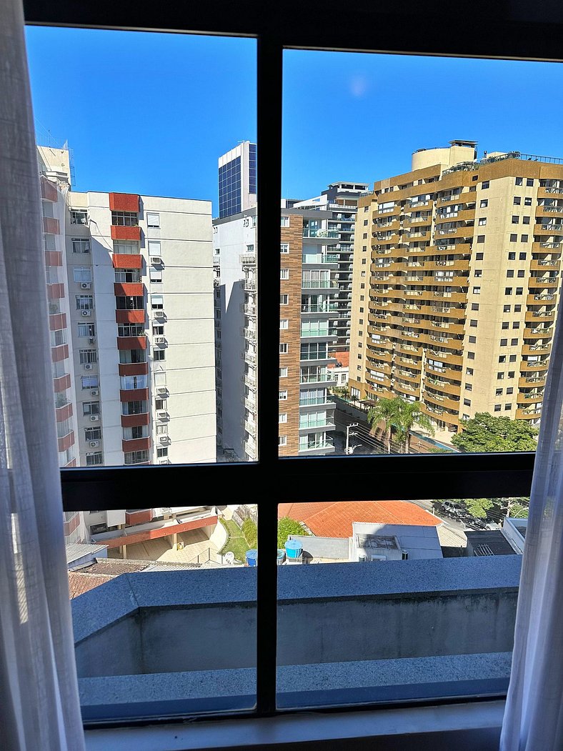 7.8 - Lindo flat em frente ao Parque da Luz